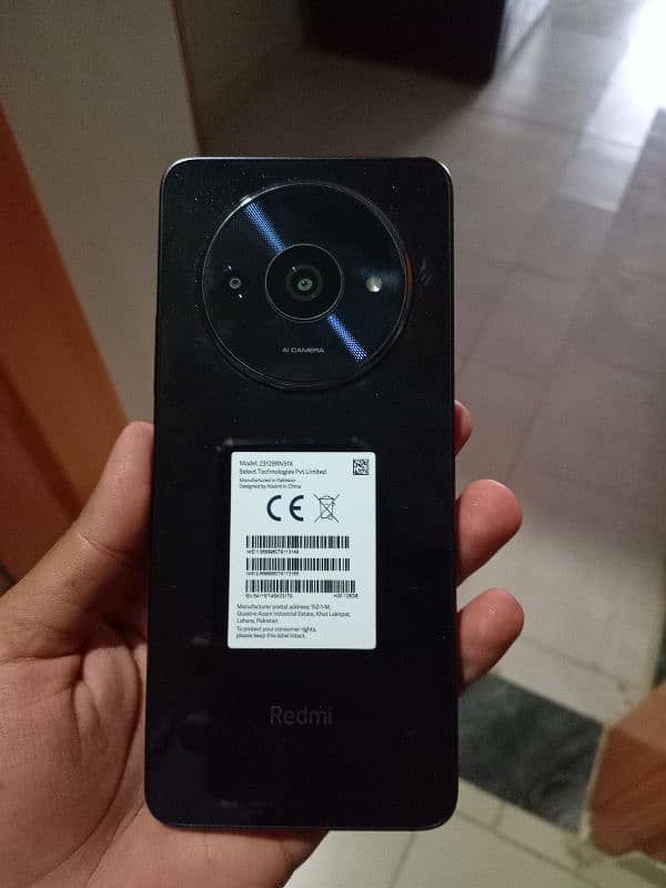 Realme with open box 1 day used phone 4/128 box chrger bilkul brand 0