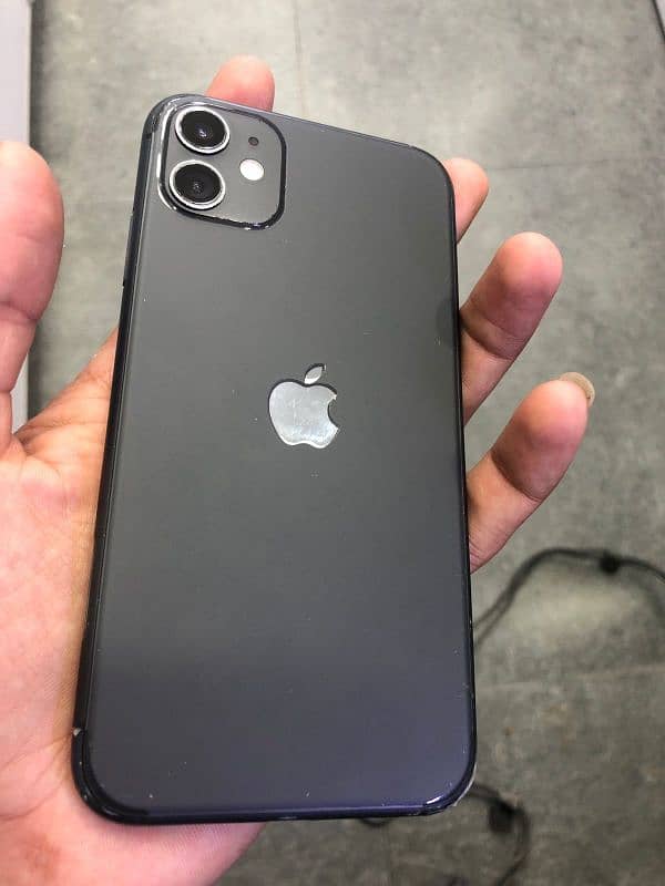 iphone 11 64GB 7