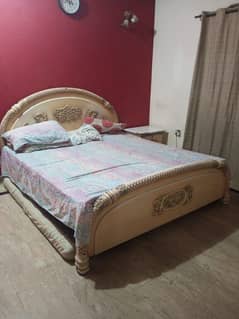 king size bed deco paint white color