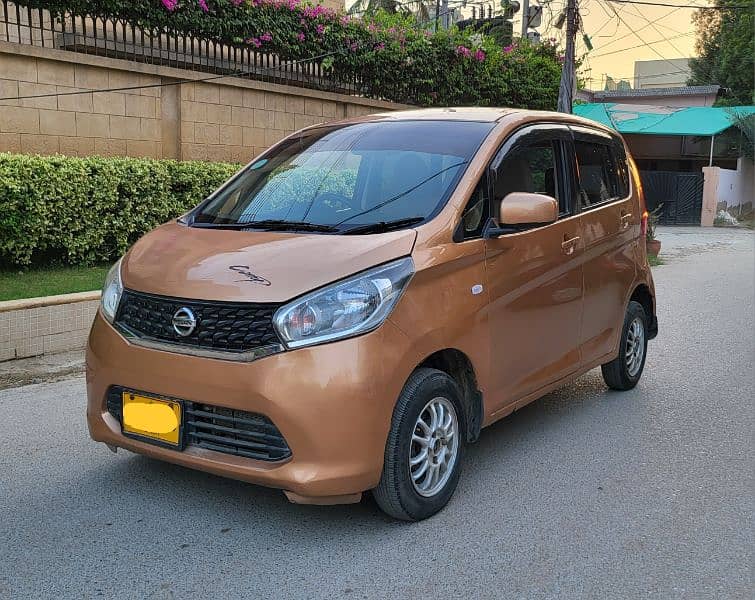 Nissan Dayz boleto x model 2014 Reg 2017 3