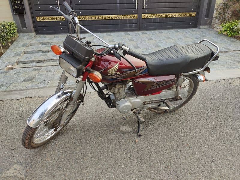 honda 125 Low Budget Bike 4