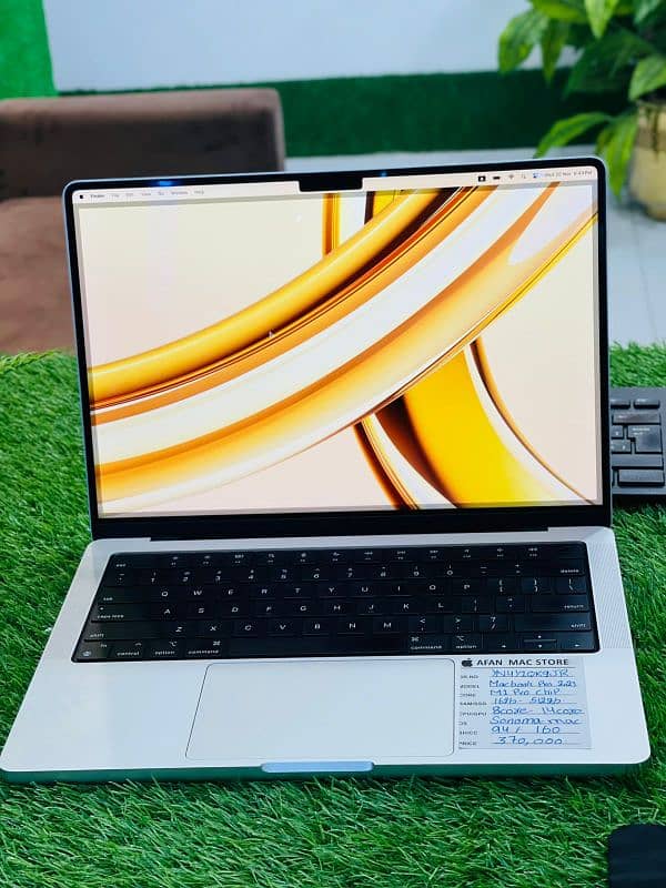 Macbook pro 2021 M1 Pro 16bg Ram 512 bg SSD 14 inch 1