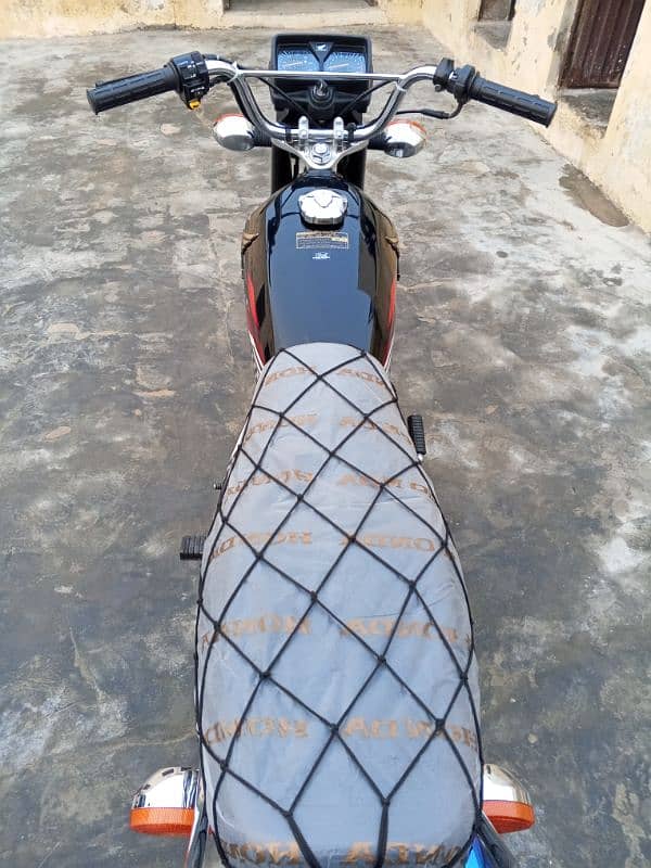 honda125 black 6