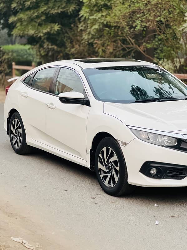 Honda Civic Oriel 2018 3