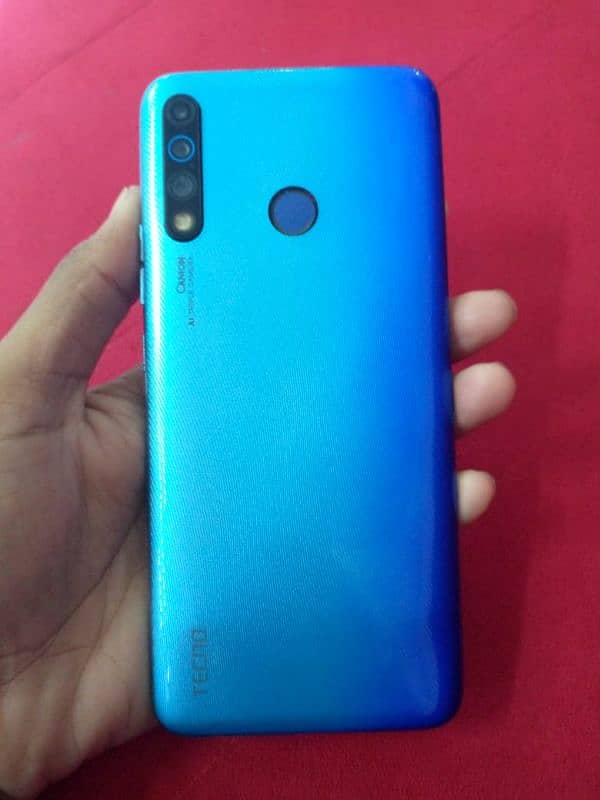 Tecno camon 12.4/64 gb 3