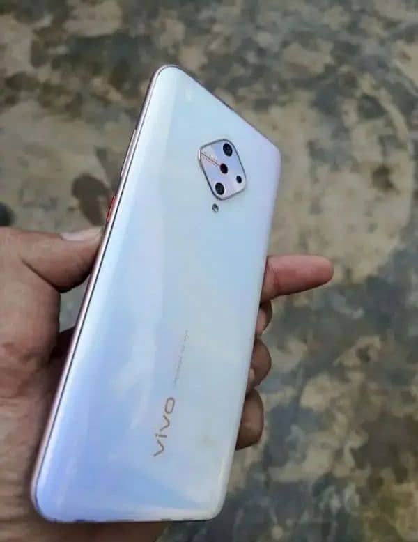 Vivo S1 Pro 8/128 1