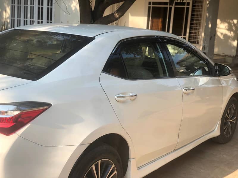 Toyota Corolla Altis Grande 2018 1