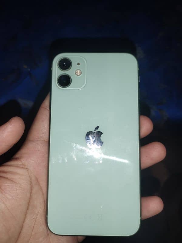 iphone 11 green colour 64 gb hello par ha bypass hony Wala ha 1