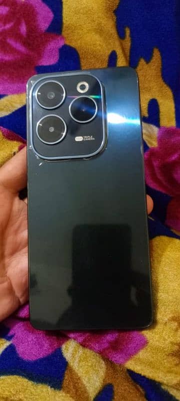 Infinix hot 40 3