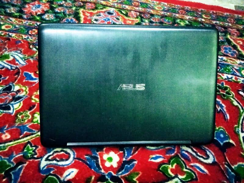 ASUS Laptop (Touch Screen) 4