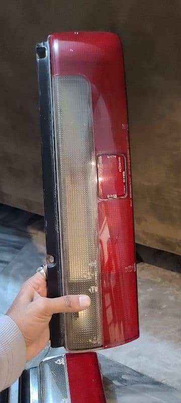 suzuki cultus (genuine) original back lights 5