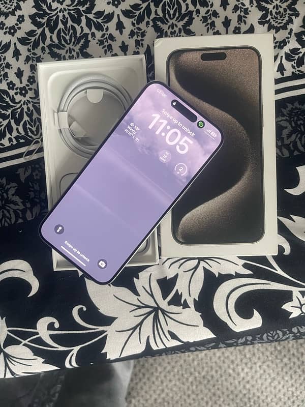 iphone 15 pro max 256gb natural titanium 1