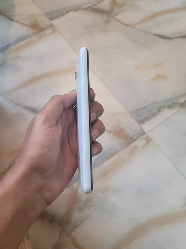 Google Pixel 3 7