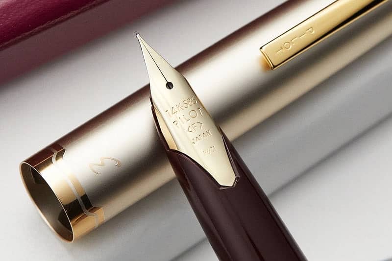 Pilot E95s Fountain Pen - Burgundy/Ivory 0