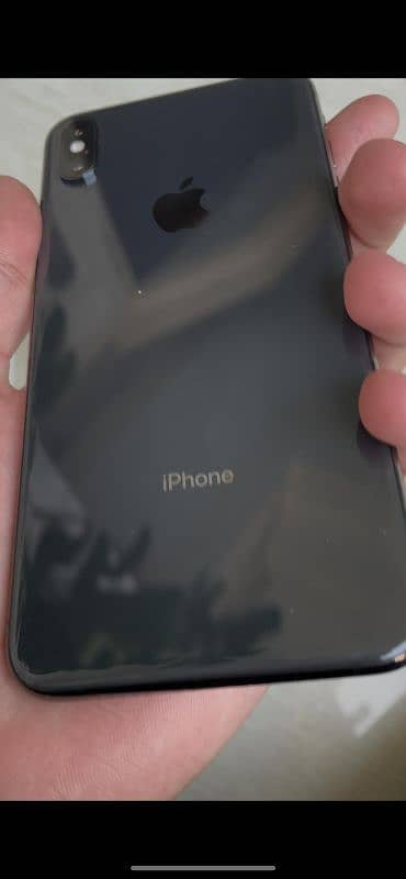 iphone xs max 1