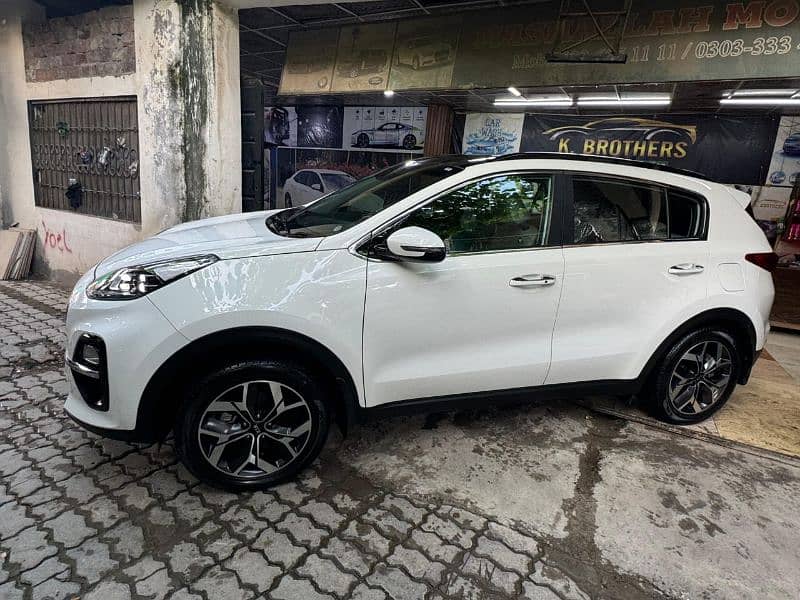 KIA Sportage 2022 8