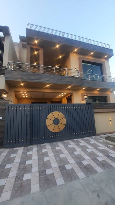 1800 Sq Ft ( 8 Marla ) House Available. For Sale in Margalla View Housing Society. MVCHS D-17/1 Extension Islamabad. 0