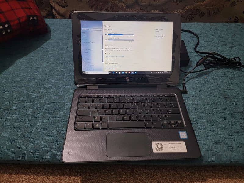 HP ProBook x360 11 G2 EE / 8GB Ram / 120GB SSD / Core M3, 7th gen 0