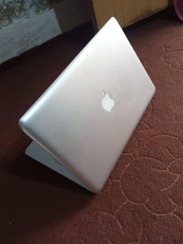 macebook 2011 6/128SDD 1