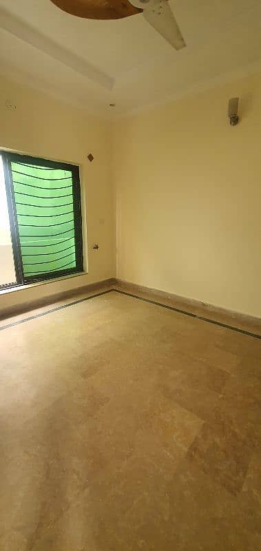 House For Rent in G-13 (4 Marla) 2