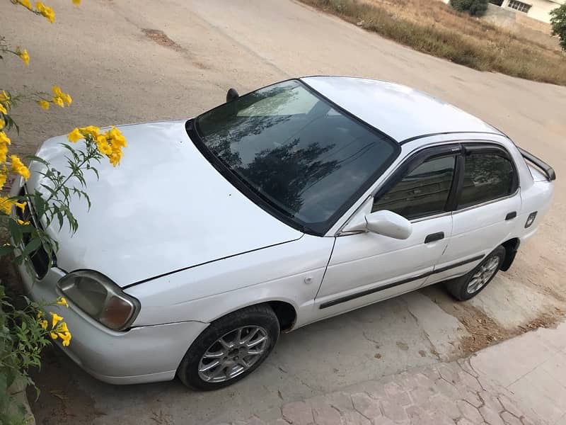 Suzuki Baleno 2003 4