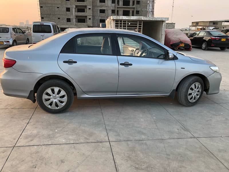 Toyota Corolla GLI 2013 4