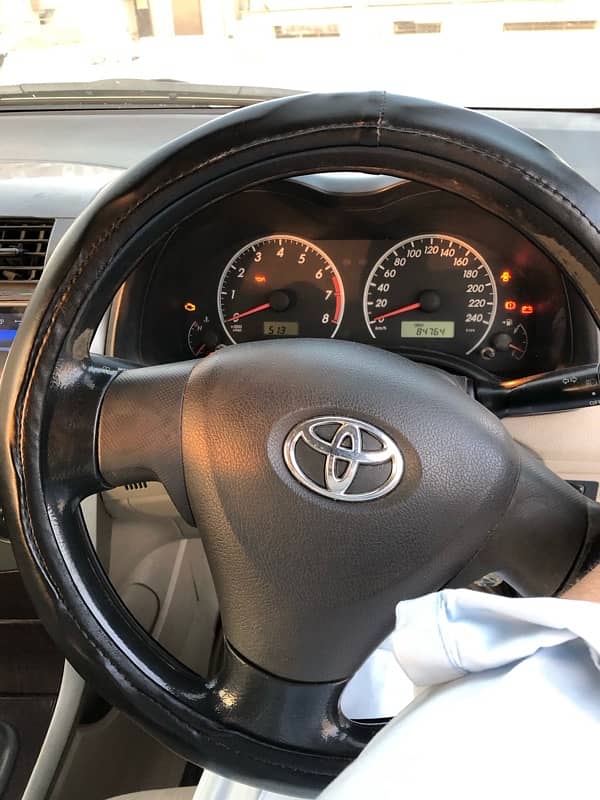 Toyota Corolla GLI 2013 7