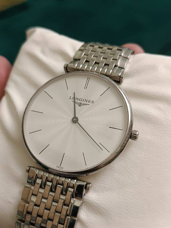 La Grande Classique Stainless steel Watch 2