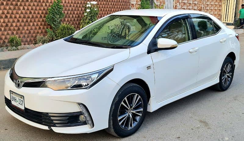 TOYOTA COROLLA ALTIS MODEL 2018 BUMPER TO BUMPER ORIGINAL 1