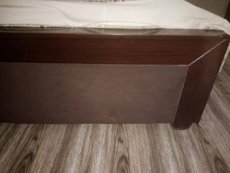 stylish poshesh wooden bed 3