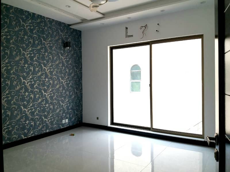 01 Kanal Like Brand New Bungalow Upper Portion for rent in HBFC Society Near to DHA Phase-5/park 9