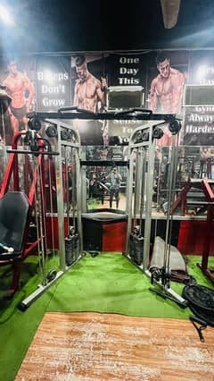 FUNCTIONAL TRAINER