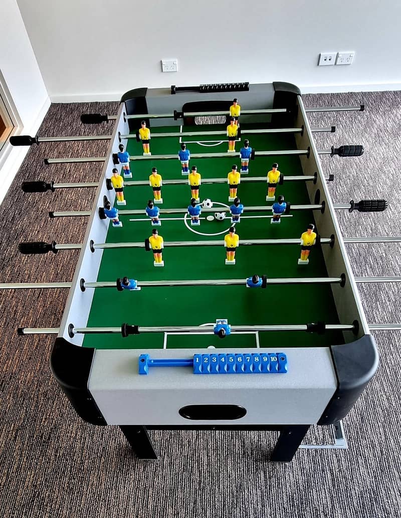 Foosball table\Soccer table\Football\HAnd Game\Office\Home\For Sale 1