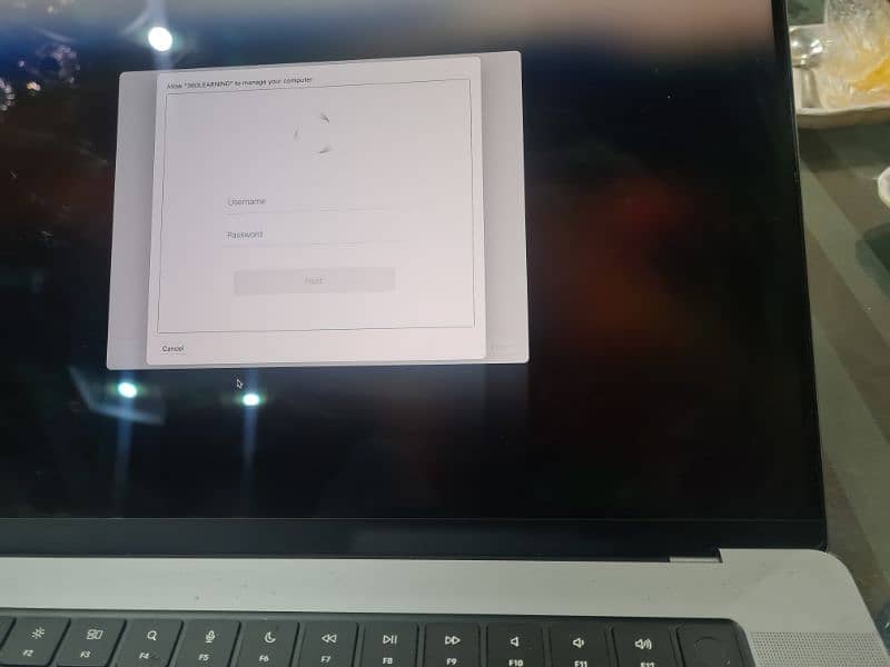 APPLE Mackbook Pro m3  16 inch 18gb/1tb ssd 5