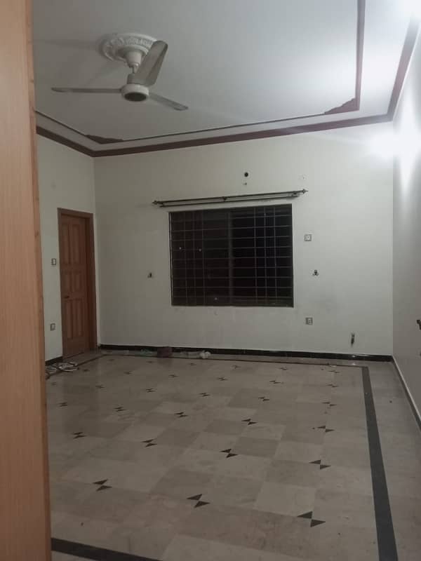 1 Kanal Uper Portion Available For Rent in G-15 Islamabad 11