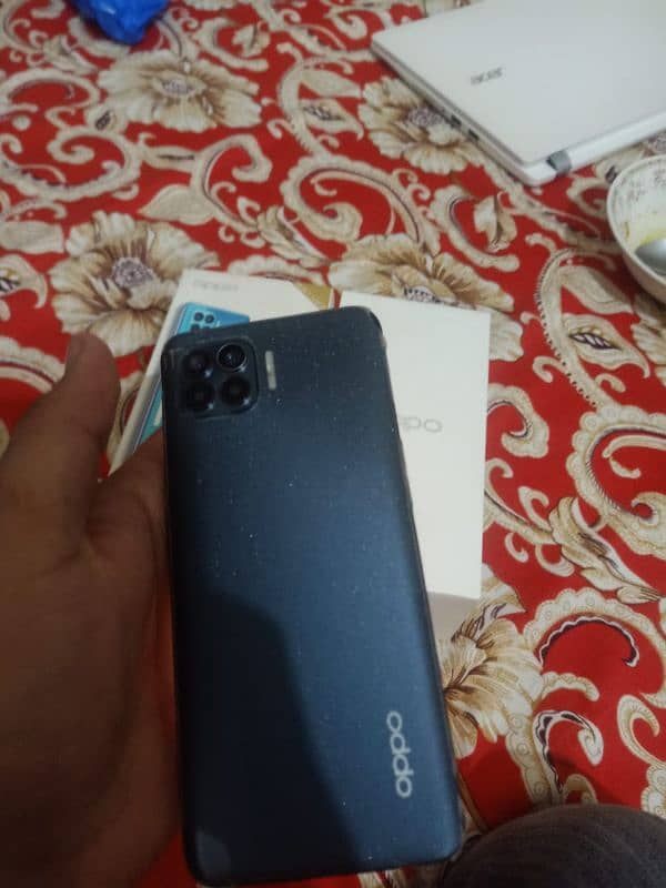 oppo F 17 Pro 1