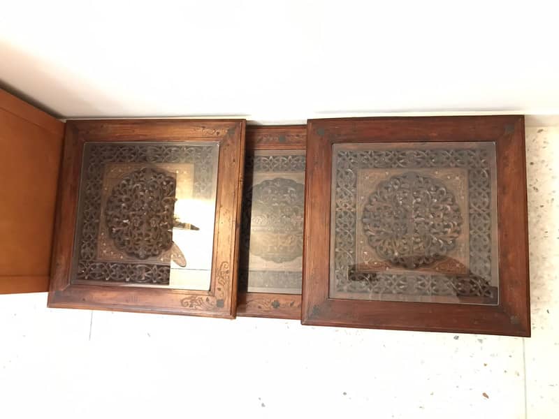 Antique chiniot center table set with top glass 4