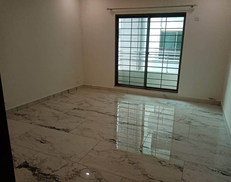 Sec-D Brand New 3 Bed Beautiful Apartment Available For Rent In Askari 11 Lahore 3