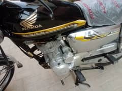 Honda 125 Hyderabad number 21 model