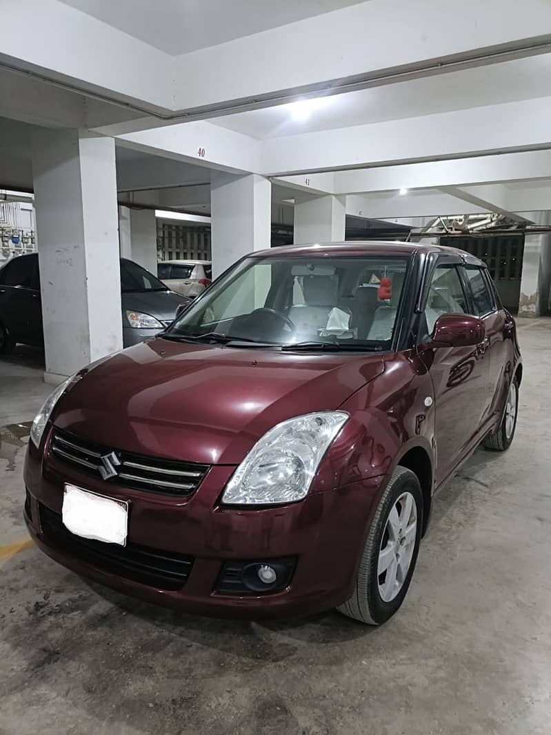 Suzuki Swift DLX 1.3 Model 2012 0