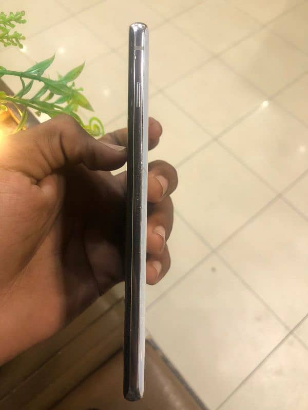 samsung s10-8/128 u model 2