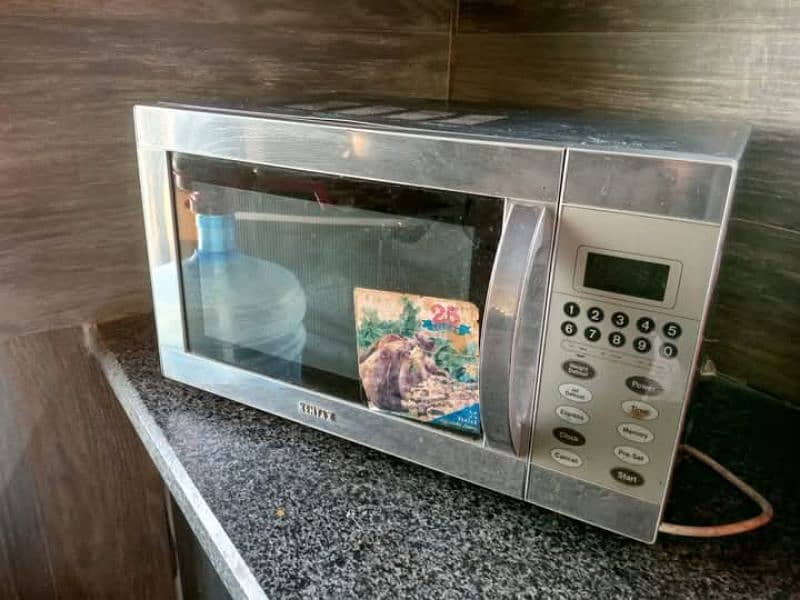 Kentax Used Microwave 1