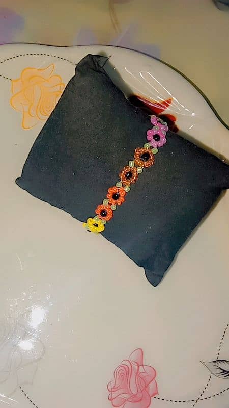 Flowers beads Bracelet. 0