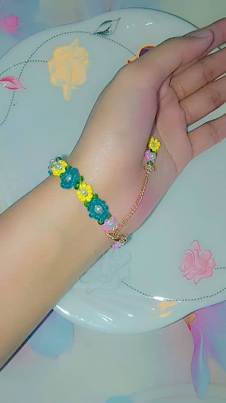 Flowers beads Bracelet. 5