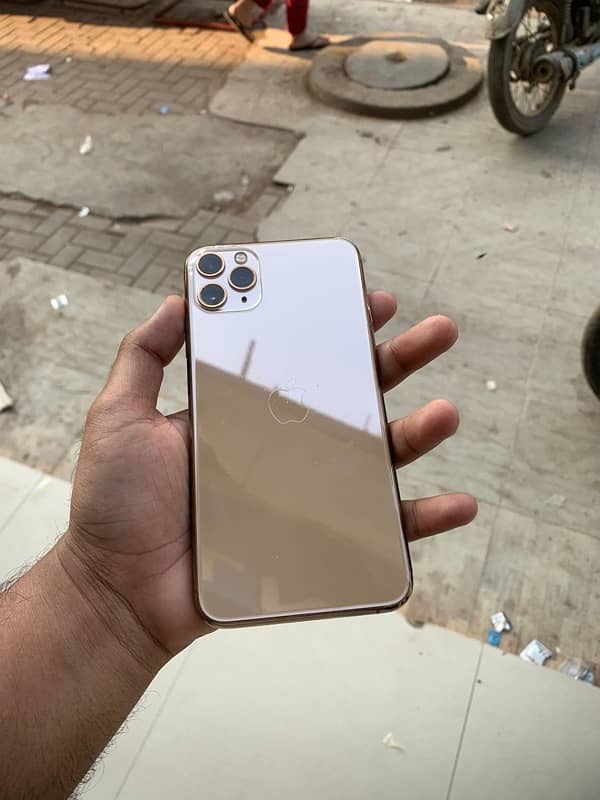 Iphone 11pro max 64gb non pta 1