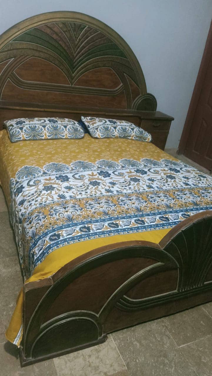 bed or 3 side allmaree for sale condition good 7