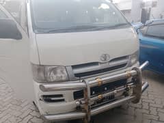 Toyota Hiace 200