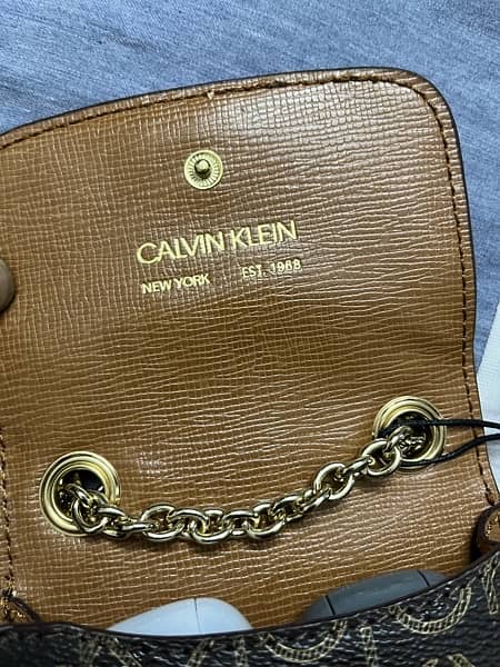 calvin klein cross body 3