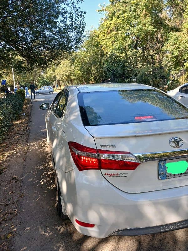 Toyota Corolla Altis 2016 1