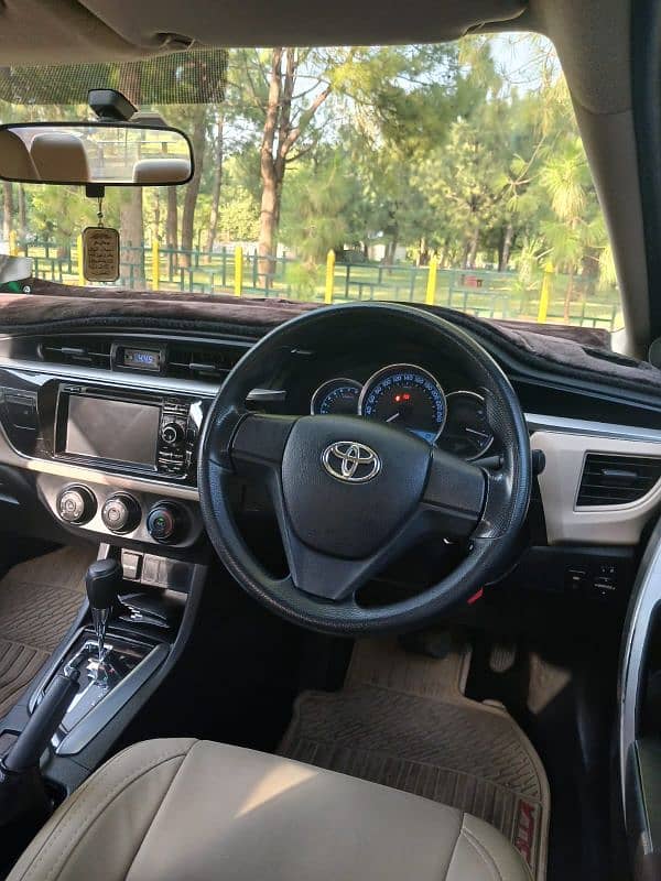 Toyota Corolla Altis 2016 7